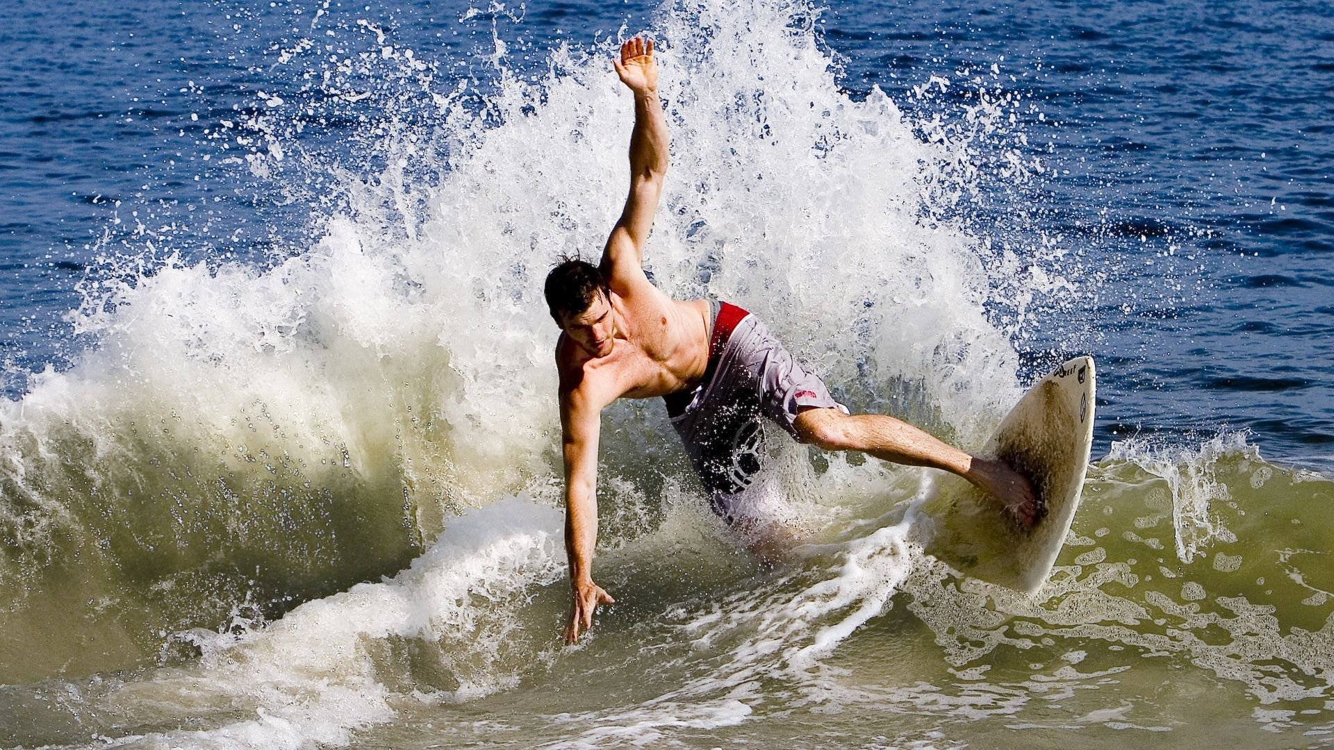 王皓关键制胜，波兰队完胜葡萄牙队—一场战术与意志的完美胜利